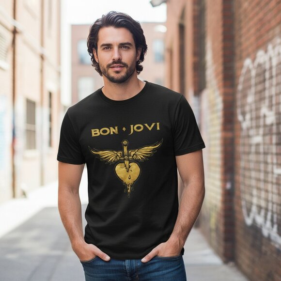 Bon Jovi World Tour 2013 Concert Shirt Size LARGE - Picture 1 of 1